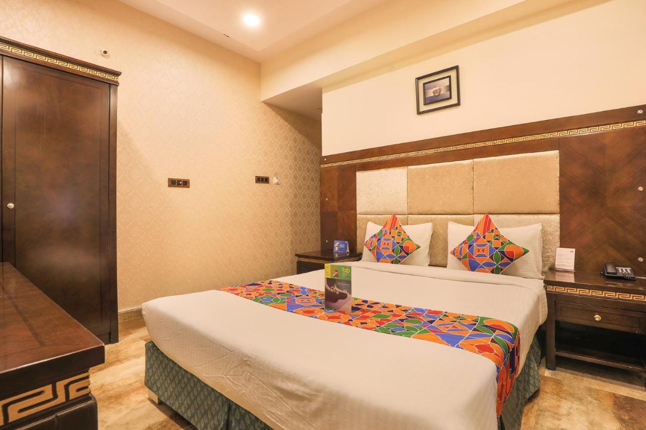 Fabhotel Frazer Suites - Nr Bangalore Cantt Railway Station Екстер'єр фото
